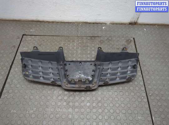 купить Решетка радиатора на Nissan Qashqai 2006-2013