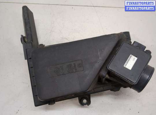Корпус воздушного фильтра MT521569 на Mitsubishi Carisma