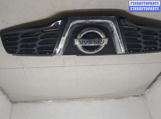 купить Решетка радиатора на Nissan Qashqai 2006-2013