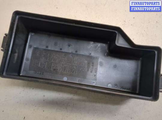 купить Крышка блока предохранителей на Nissan Pathfinder 2004-2014