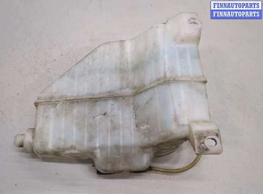 купить Бачок омывателя на Toyota Auris E15 2006-2012