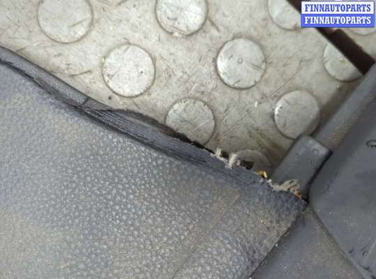 купить Шторка багажника на Volkswagen Passat 6 2005-2010