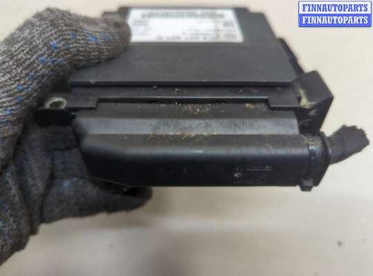 купить Блок управления стояночным тормозом на Volkswagen Passat 6 2005-2010