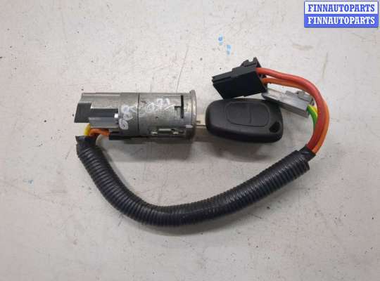 Замок зажигания OP2381211 на Opel Vivaro 2001-2014