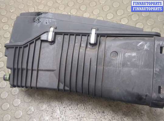 Купить Корпус воздушного фильтра на Mercedes C W204 2006-2015 Корпус воздушного фильтра MB1726886 на Mercedes C W204 2006-2015
