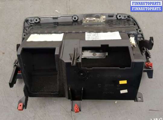 Бардачок (вещевой ящик) на BMW X3 (F25)