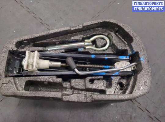 купить Набор инструментов штатный на Ford Focus 3 2011-2015