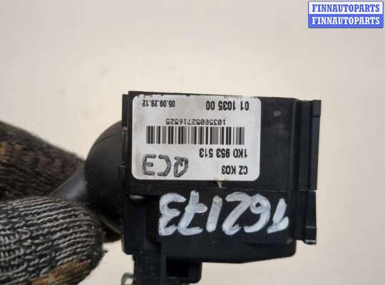 купить Переключатель поворотов на Volkswagen Golf 5 2003-2009
