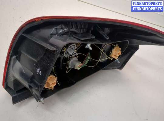 купить Фонарь (задний) на Toyota Corolla Verso 2002-2004