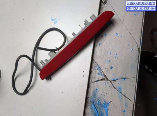 купить Фонарь дополнительный (стоп-сигнал) на Renault Megane 3 2009-2016