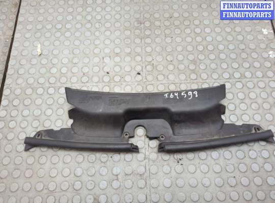 Купить Накладка замка капота на BMW X3 E83 2003-2010 Накладка замка капота BM3678346 на BMW X3 E83 2003-2010