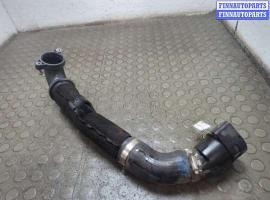 Патрубок интеркулера VG2743363 на Volkswagen Passat 8 2015-2025