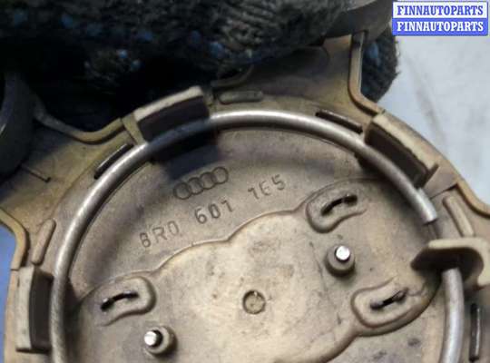 Колпак колесный на Audi Q5 (8R)