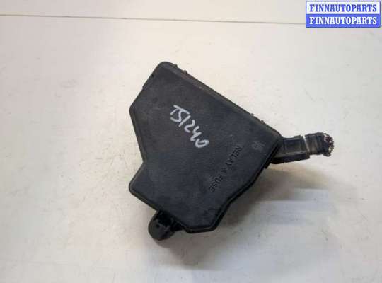 Блок предохранителей на Toyota Yaris P13 
