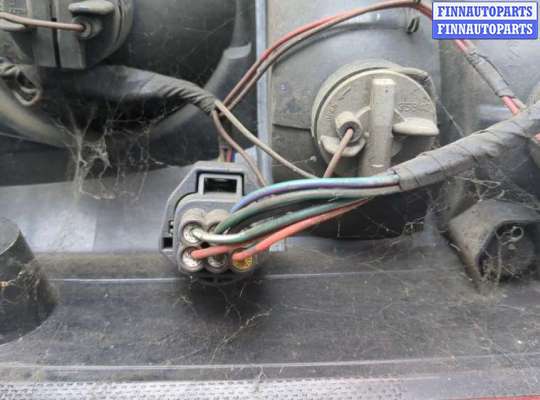 купить Фонарь (задний) на Land Rover Discovery 3 2004-2009