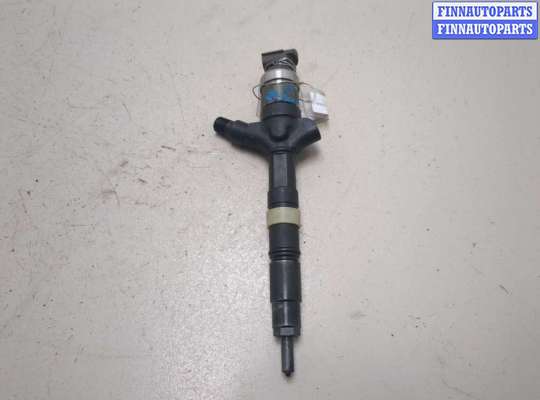купить Форсунка топливная на Toyota Corolla Verso 2004-2009