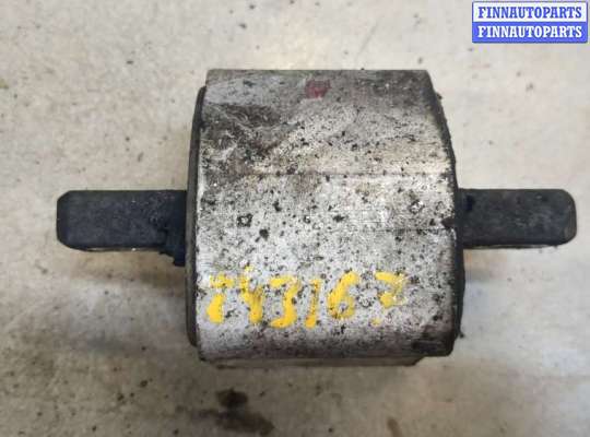 Подушка крепления КПП MB1394848 на Mercedes C W204 2007-2013