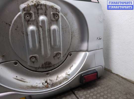 купить Обшивка крышки (двери) багажника на Toyota RAV 4 2000-2005