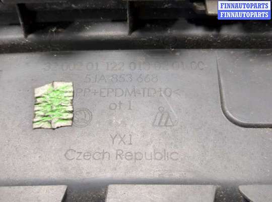 купить Решетка радиатора на Skoda Rapid 2012-2020