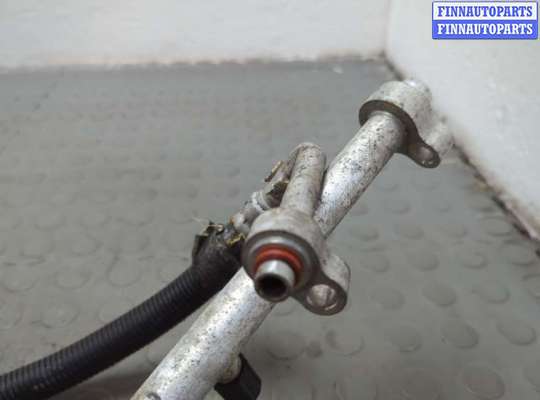 купить Трубка кондиционера на Lincoln Navigator 2002-2006