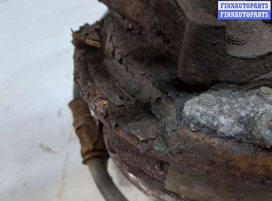 Кулак подвески на Toyota Camry XV40