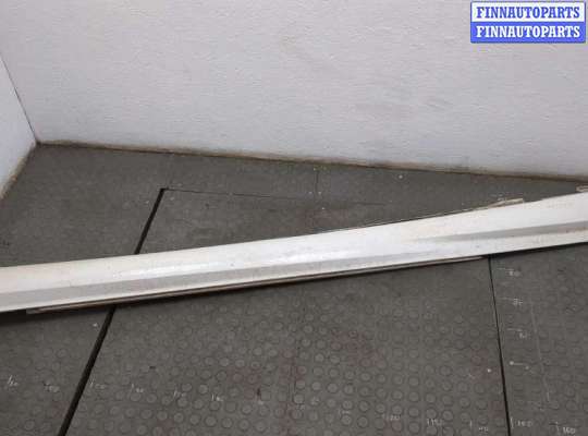 купить Накладка на порог на Mercedes C W204 2006-2015