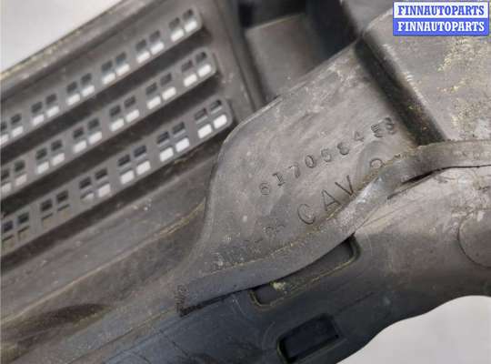 купить Жабо под дворники (дождевик) на Cadillac Escalade 3 2006-2014