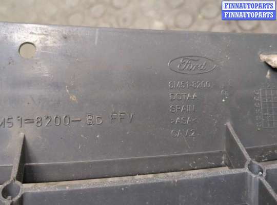 Решетка радиатора на Ford Focus II