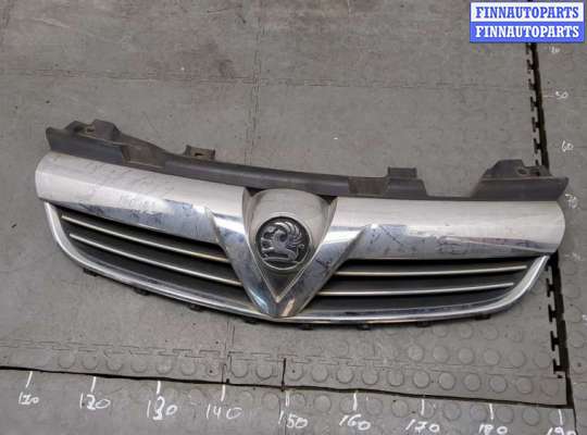 Решетка радиатора OP2390216 на Opel Zafira B 2005-2014