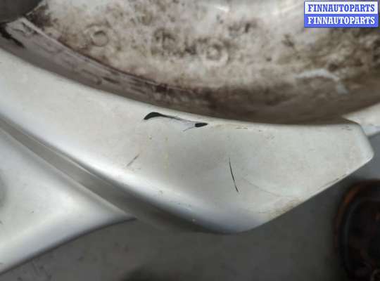 купить Кронштейн запасного колеса на Volkswagen Touareg 2002-2007