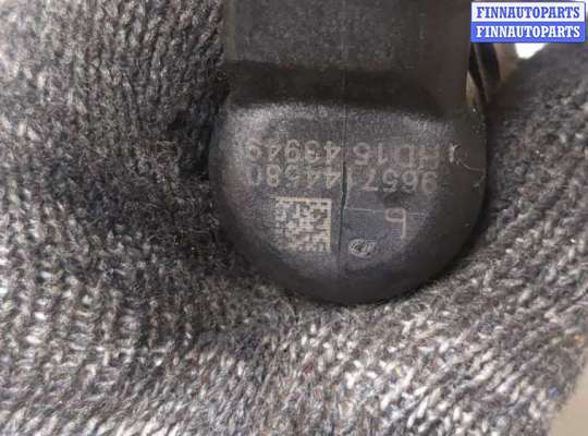 купить Форсунка топливная на Ford Kuga 2008-2012