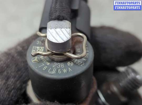 купить Форсунка топливная на Mercedes C W203 2000-2008