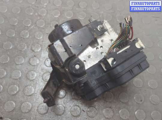 Блок ABS на Lexus GS III (S190)