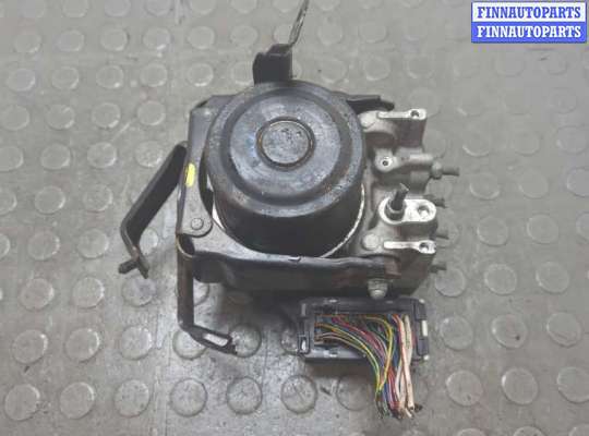 Блок ABS на Lexus GS III (S190)