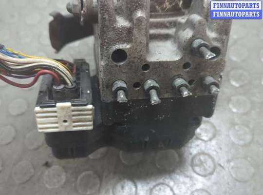 Блок ABS на Lexus GS III (S190)
