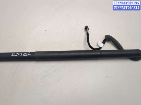 купить Амортизатор крышки багажника на Volkswagen Tiguan 2016-2020