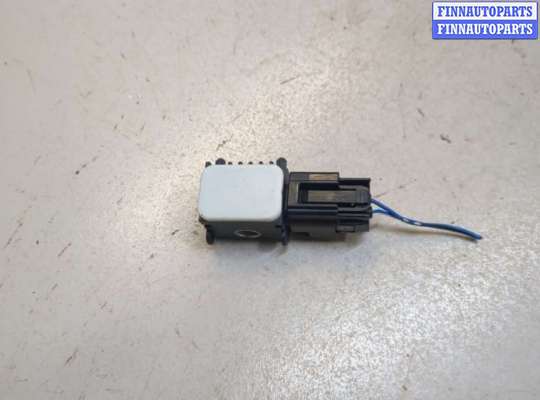 Датчик удара MZ584609 на Mazda CX-9 2012-2016