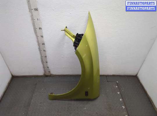 Крыло переднее