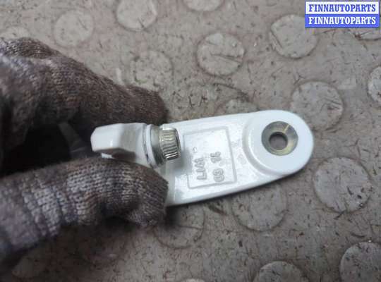 Петля двери на Mercedes-Benz ML / GLE (W166)