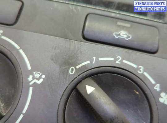 купить Переключатель отопителя (печки) на Toyota Corolla E12 2001-2006