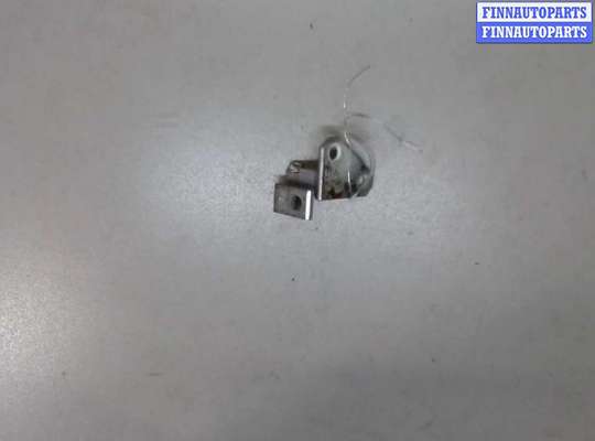 купить Петля двери на Volkswagen Passat 7 2010-2015 Европа