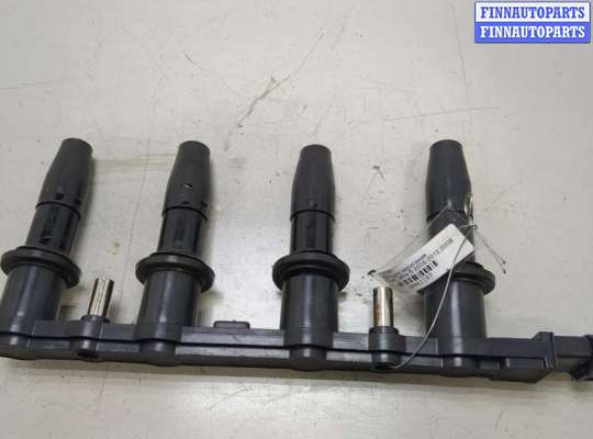 Катушка зажигания OP2157810 на Opel Zafira B 2005-2012
