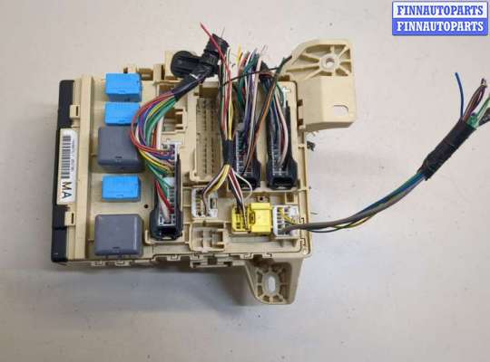 купить Блок предохранителей на Toyota Camry V40 2006-2011