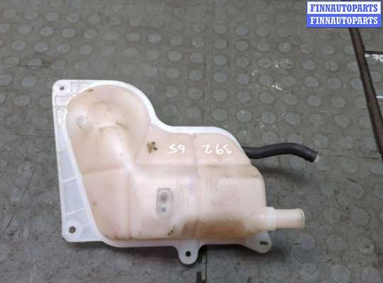 купить Бачок расширительный на Volkswagen Passat 5 1996-2000