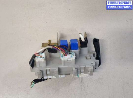 купить Блок предохранителей на Nissan Titan 2003-2007