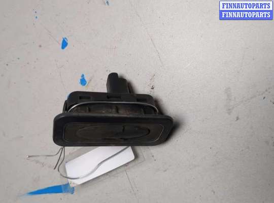 купить Кнопка открывания багажника с крышки на Renault Scenic 2003-2009
