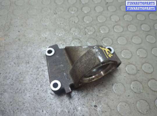 Кронштейн полуоси OP2403495 на Opel Astra H 2004-2010