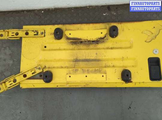 Петля крышки багажника на Jeep Wrangler II (TJ)