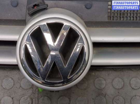 купить Решетка радиатора на Volkswagen Golf 4 1997-2005