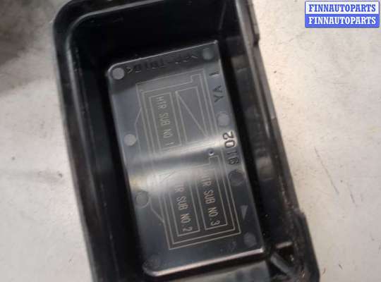 купить Блок предохранителей на Toyota Corolla E15 2006-2013